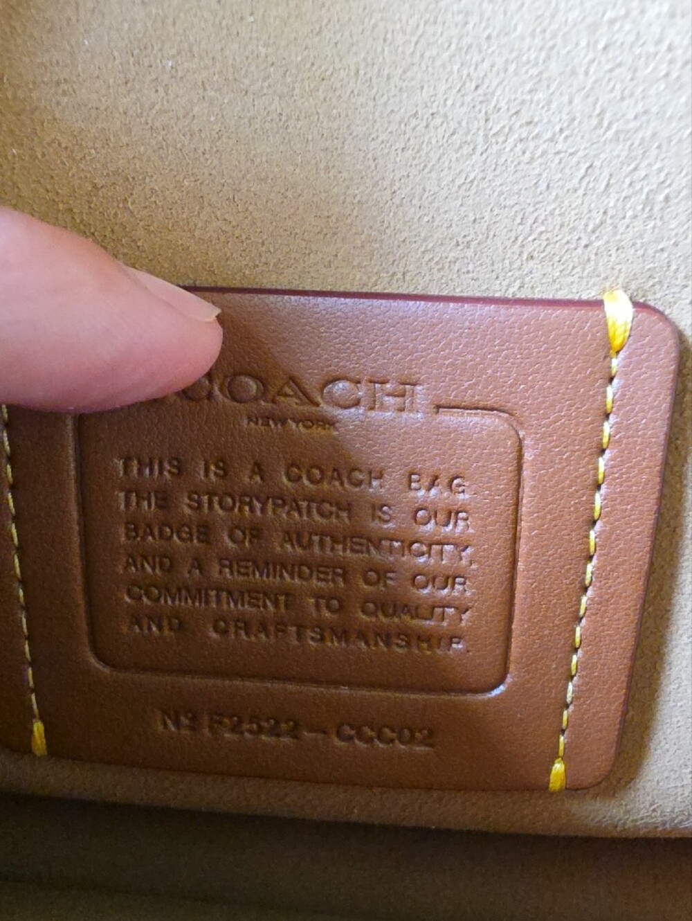 COACH Tabby 26 Leather Shoulder Bag in Honey Brown with Gold Hardware - Picture 7 of 13